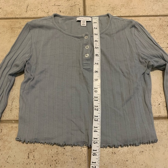 Topshop Light Blue/grey Ribbed Henley Crop Top - US 6 - Picture 3 of 5